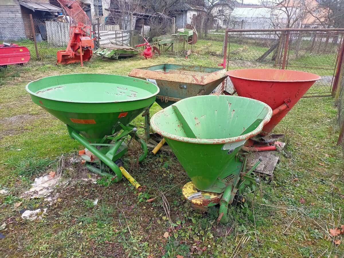 Práškovací Amazone 2