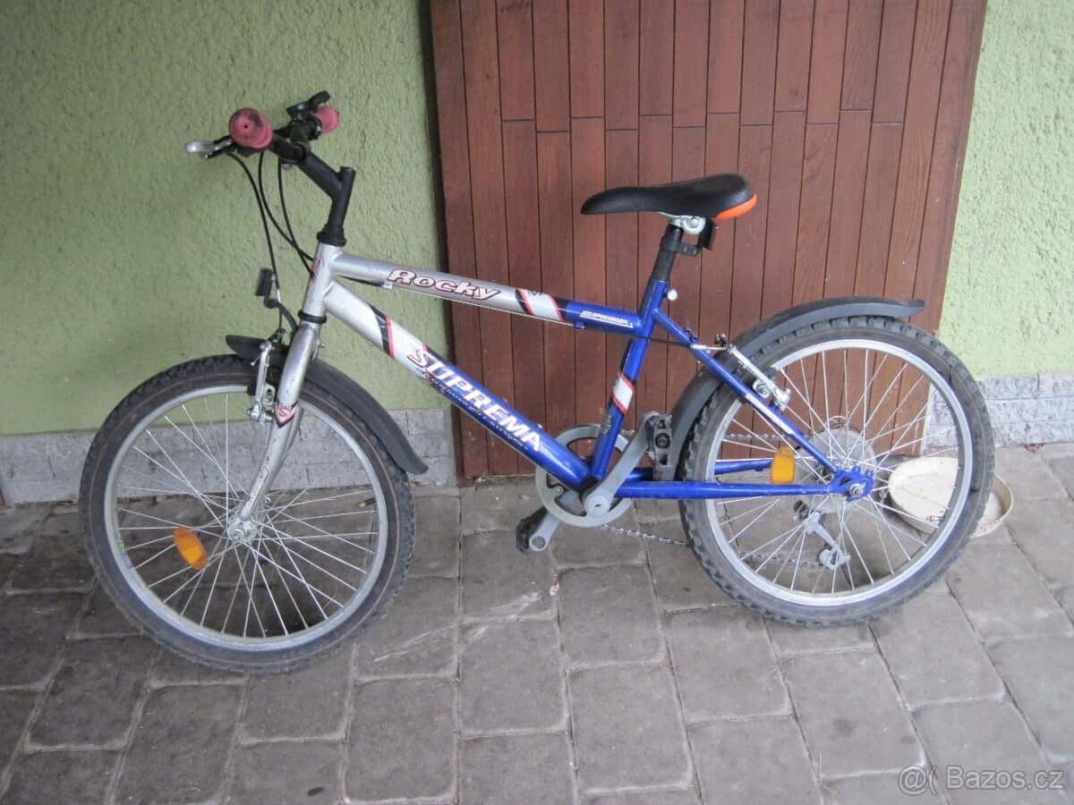 kolo dětské + přilba 1