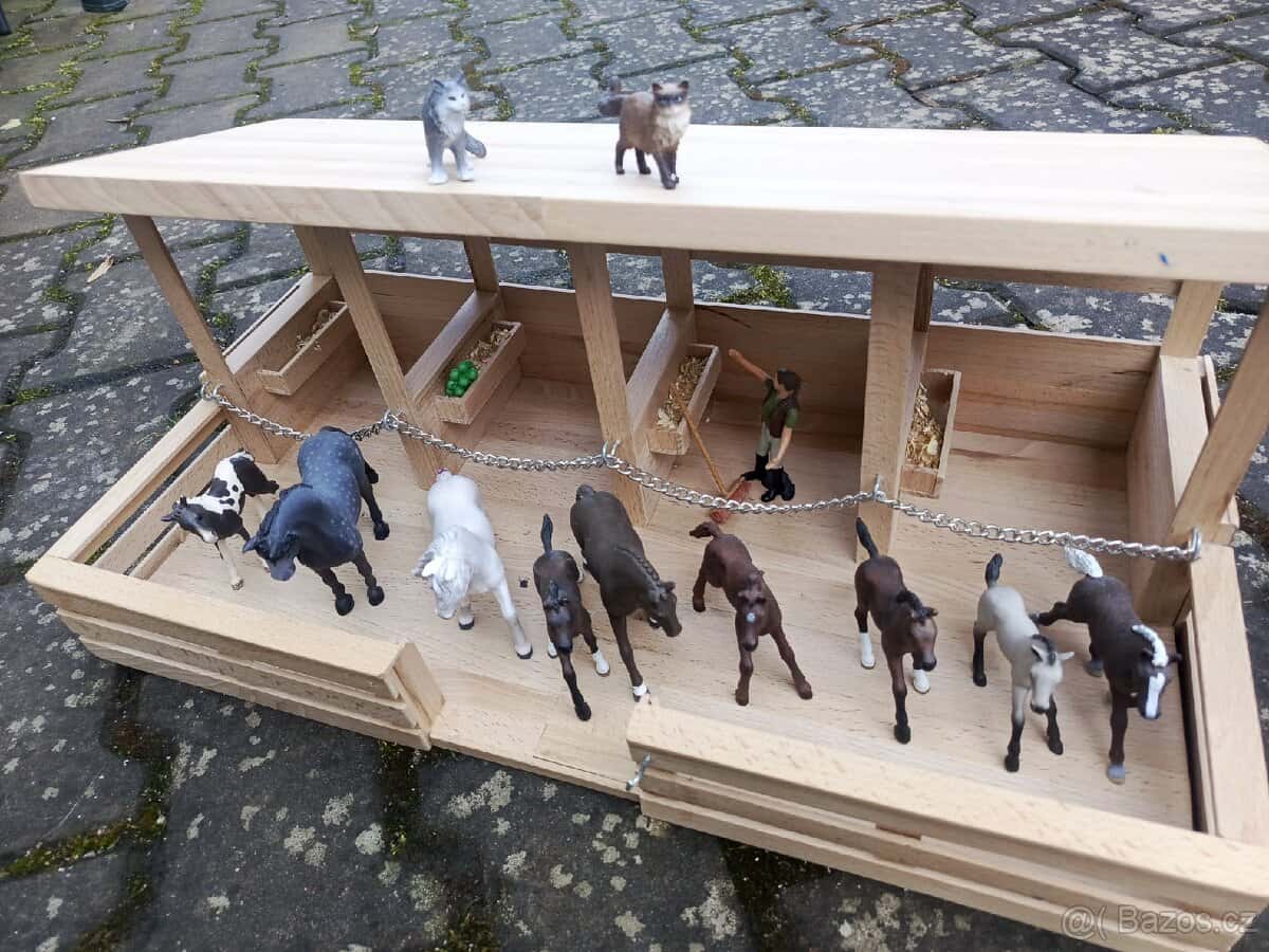 Stáj+Schleich 1