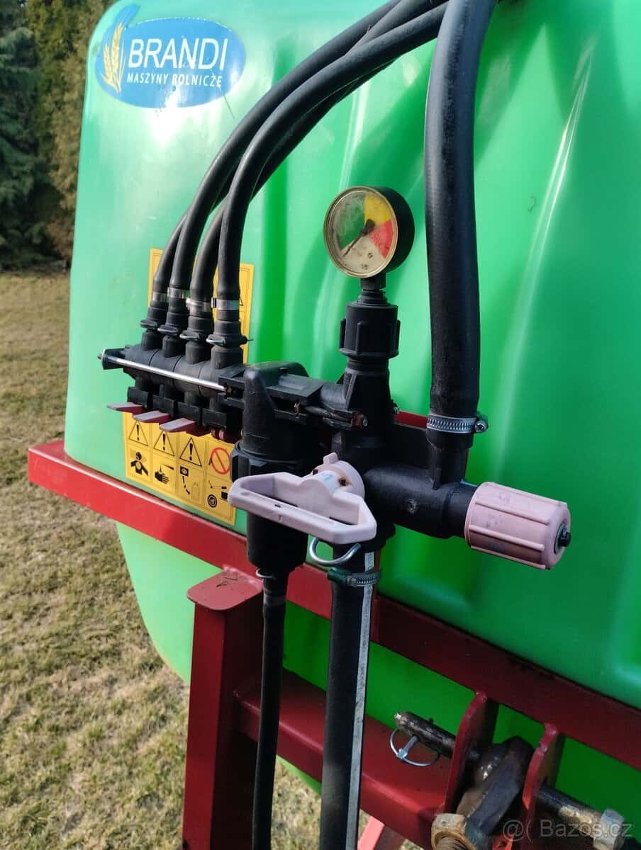 Nesený postřikovač 7