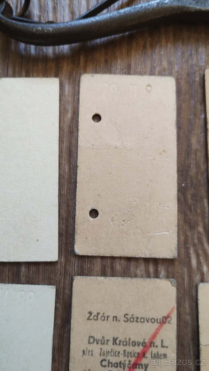 Kleště a jízdenky 8