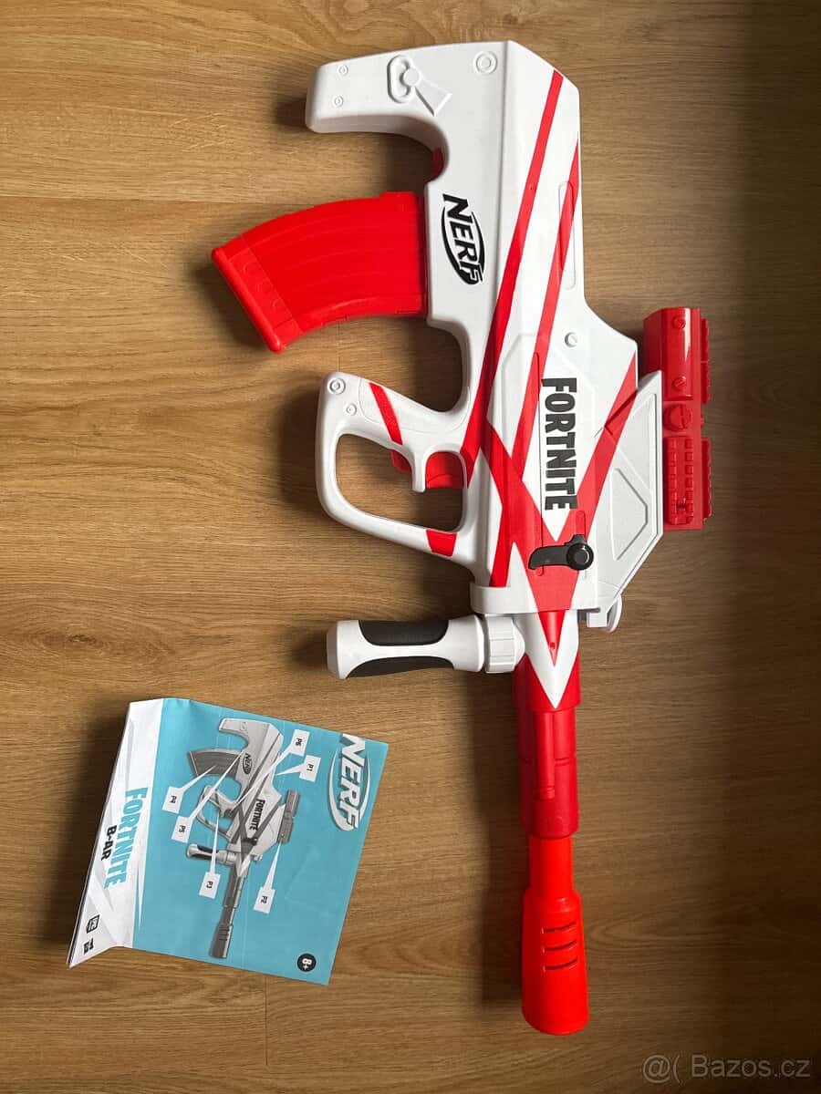 Fortnite NERF samopal 2