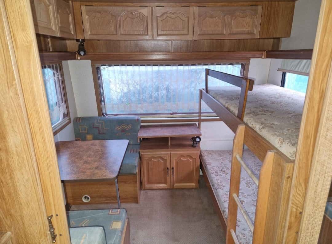 Velký karavan Lux 5