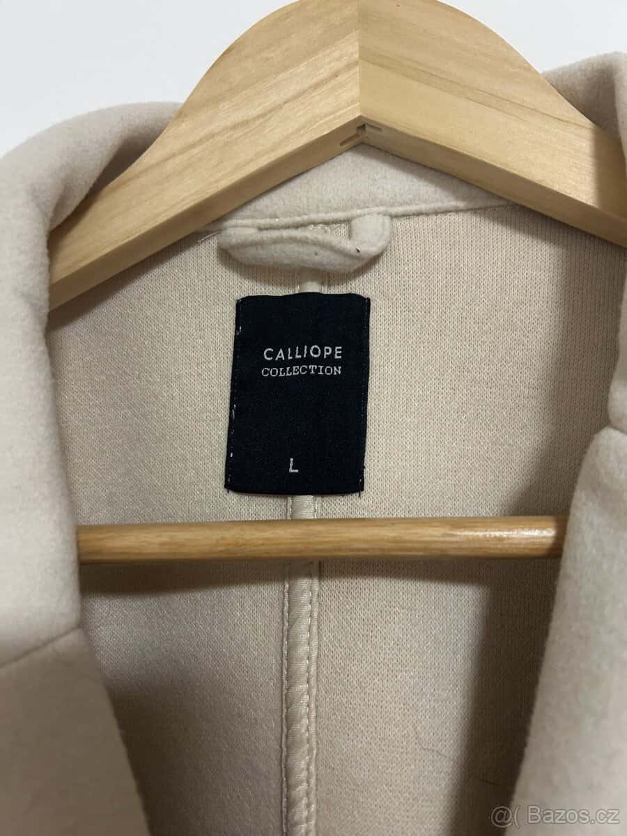 Béžový kabátek 3