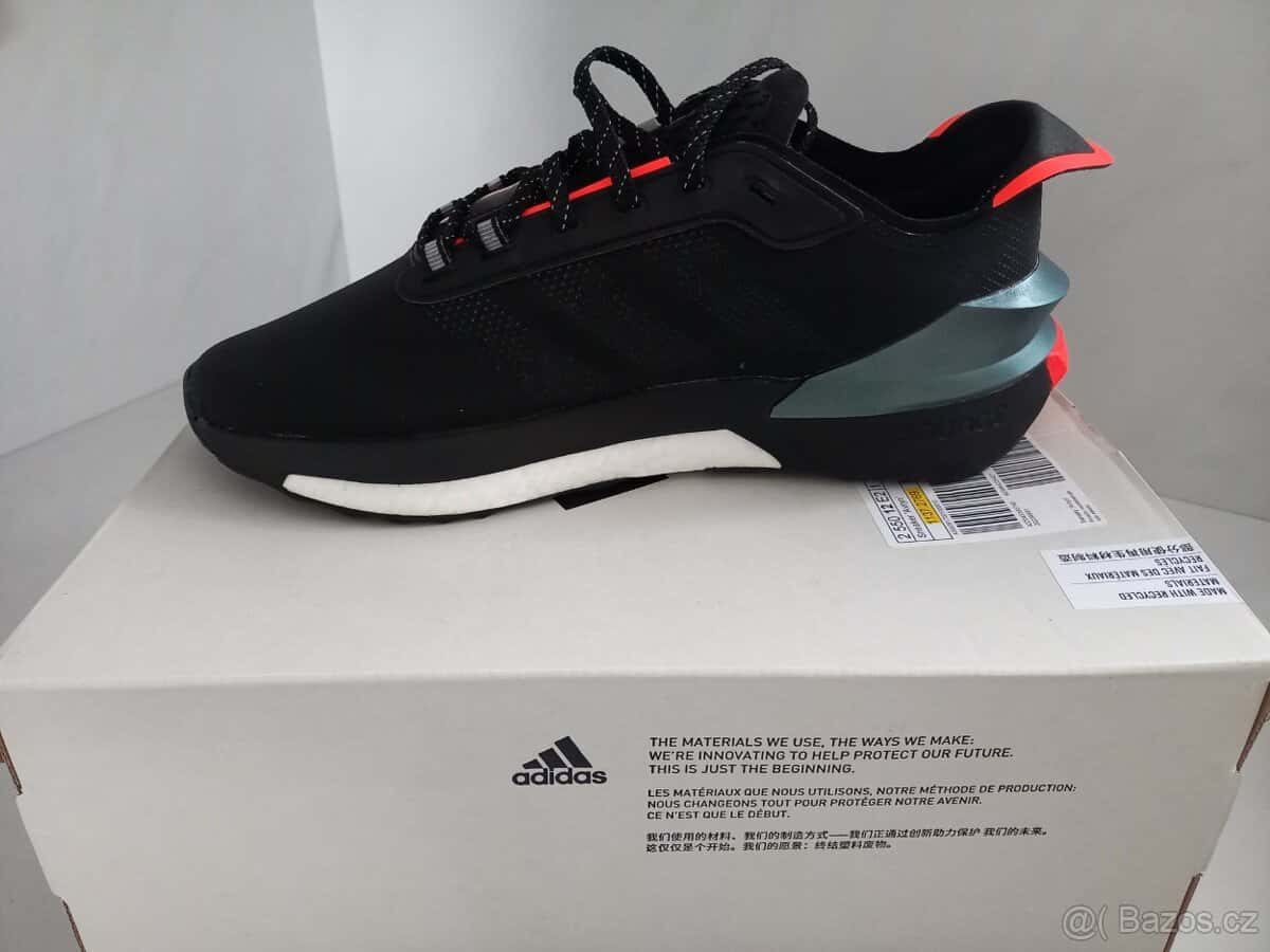 ADIDAS AVRYN 3