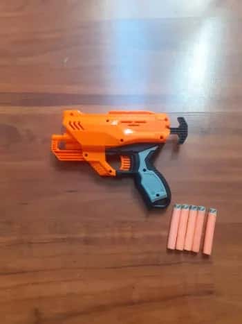 Nerf AccuStrike Quadrant 1