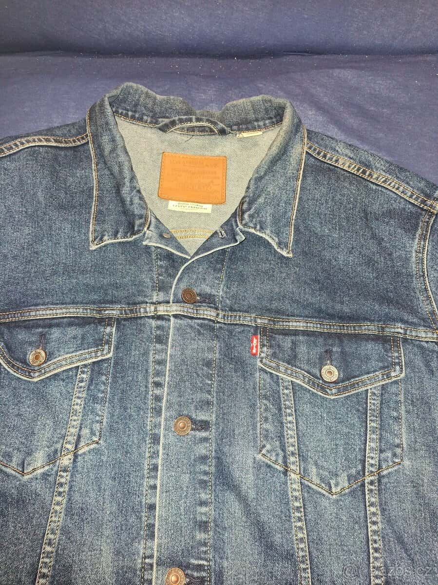 LEVIS STRAUSS BUNDA 3