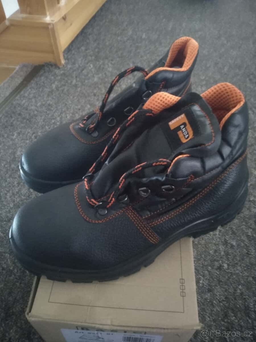 Pracovní boty Basic NOVÉ 1