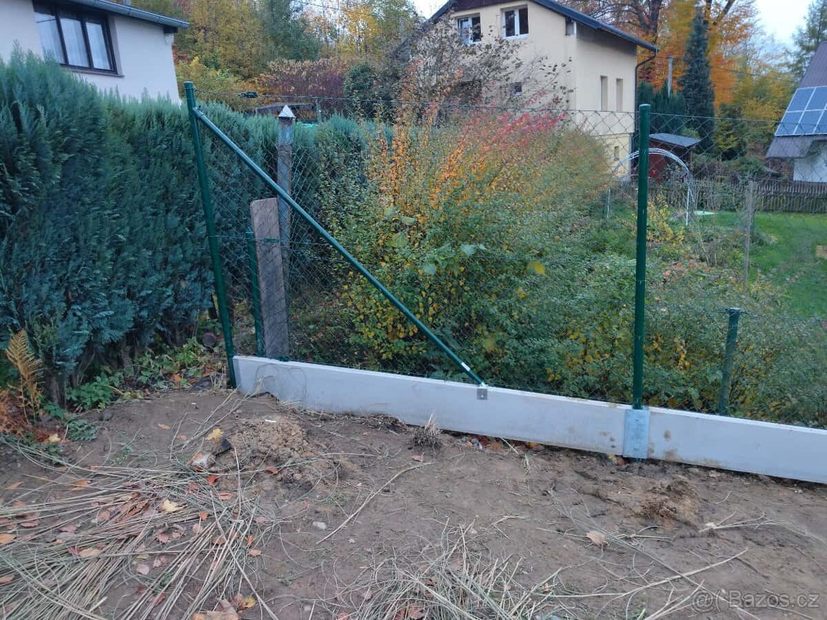 stavba plotu 4