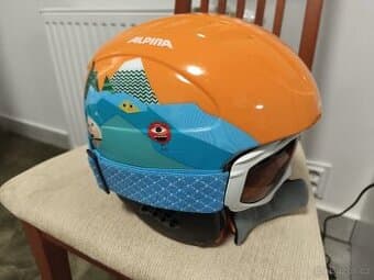 Dětská přilba + brýle