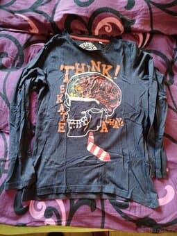 Chlapecké tričko velikost 146/152