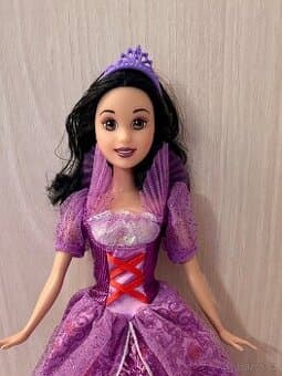 Barbie sněhurka
