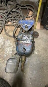 Prodám řetězový kladkostroj Demag PK1N