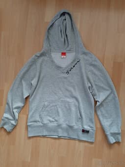 Mikina s kapucí zn. Sam