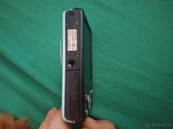 Prodám foťák samsung ST65