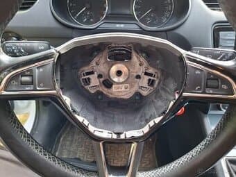 Oprava posuvných tlačítek multifunkčního volantu VW, Škoda