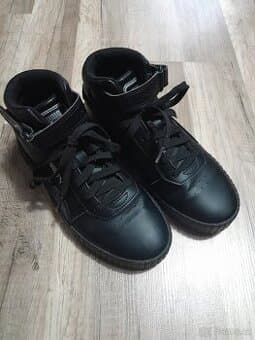 Dámské/dívčí zimní boty Puma vel. 38