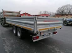 Nákladní přívěs vlek podvalnik sklápěč kára