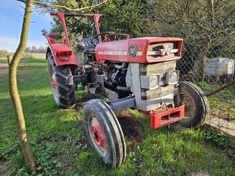 Massey Ferguson 130