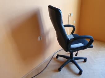 křeslo kancelářské