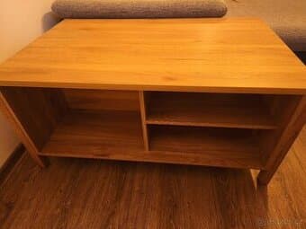 Konferenční stolek