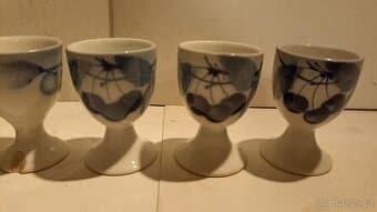 Modré kalíšky na vejce