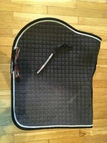 Černá dečka Equiline