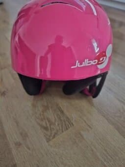 Dívčí lyžařská helma