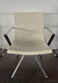 Kožené křeslo LD SEATING MOON