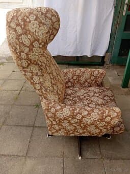 Prodej křesla-ušák (PRODÁNO)