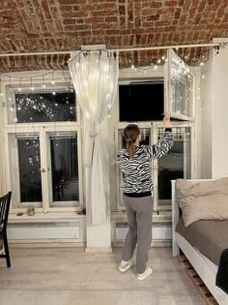 Spolubydlení v bytě 1kk, Anděl