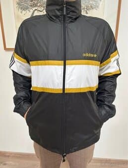 Retro bunda Adidas s vnitřní kapucí