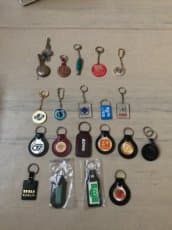 Klíčenky a přívěsky 20ks - retro