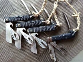 Britské námořní nože