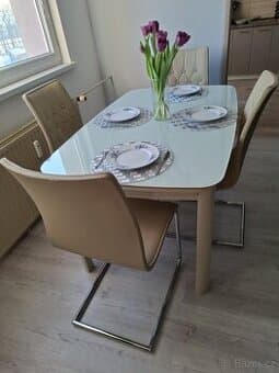 Jidelni stul skleneny XL