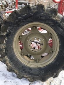 Zetor zadní kola - pneu 16,9-28