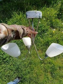 Lustr v Brusel stylu