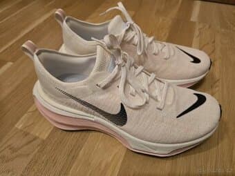 Boty Nike Running Invincible 3 42