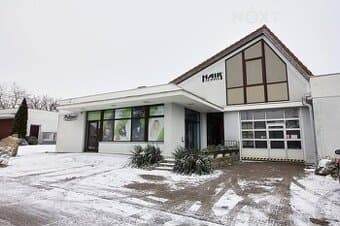 Pronájem komerční Obchodní prostory, 62㎡