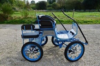 Malý maraton za pony koně