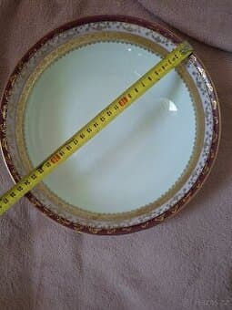 Větší mísa porcelánová