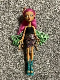 Mattel Monster High Straškouzelná Treesa + malé víly