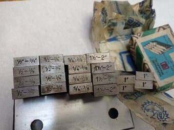 Závitové čelisti radiální   ,sady