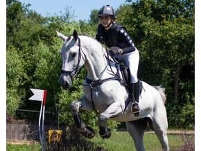 Sada QPH tričko + potah na přilbu NOVÉ