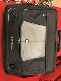 Taška na notebook Targus