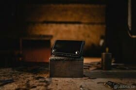 KOŽENÁ PENĚŽENKA S PROŠITÍM