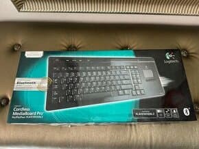 Klávesnice Logitech Bluetooth s touchpadem
