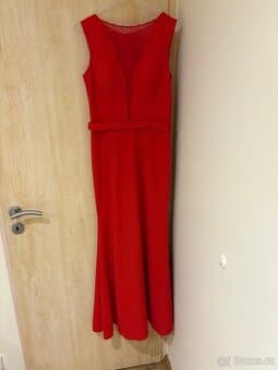 Prodám krásné dlouhé plesové šaty vel. 38, 40