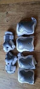 CHRÁNIČE na in-line , skateboard