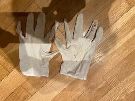 Bílé rukavice vel 8